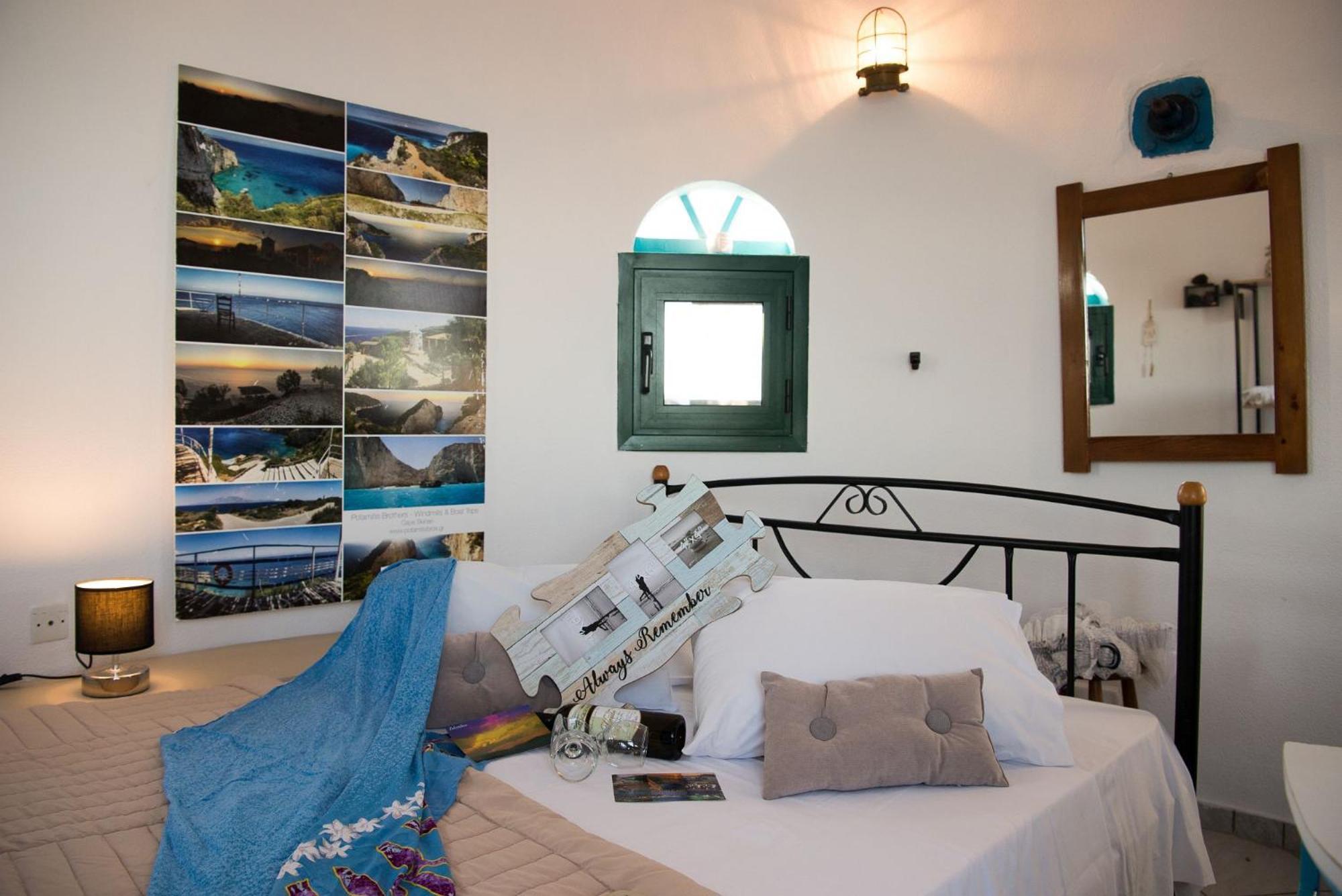 Potamitis Windmills & Apartments Korithion Phòng bức ảnh